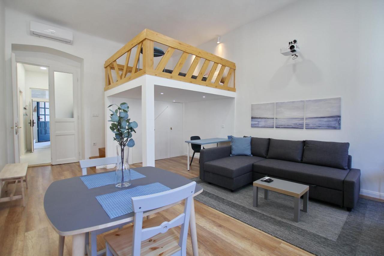 Pau Stylish Studios In The Heart Of בודפשט מראה חיצוני תמונה