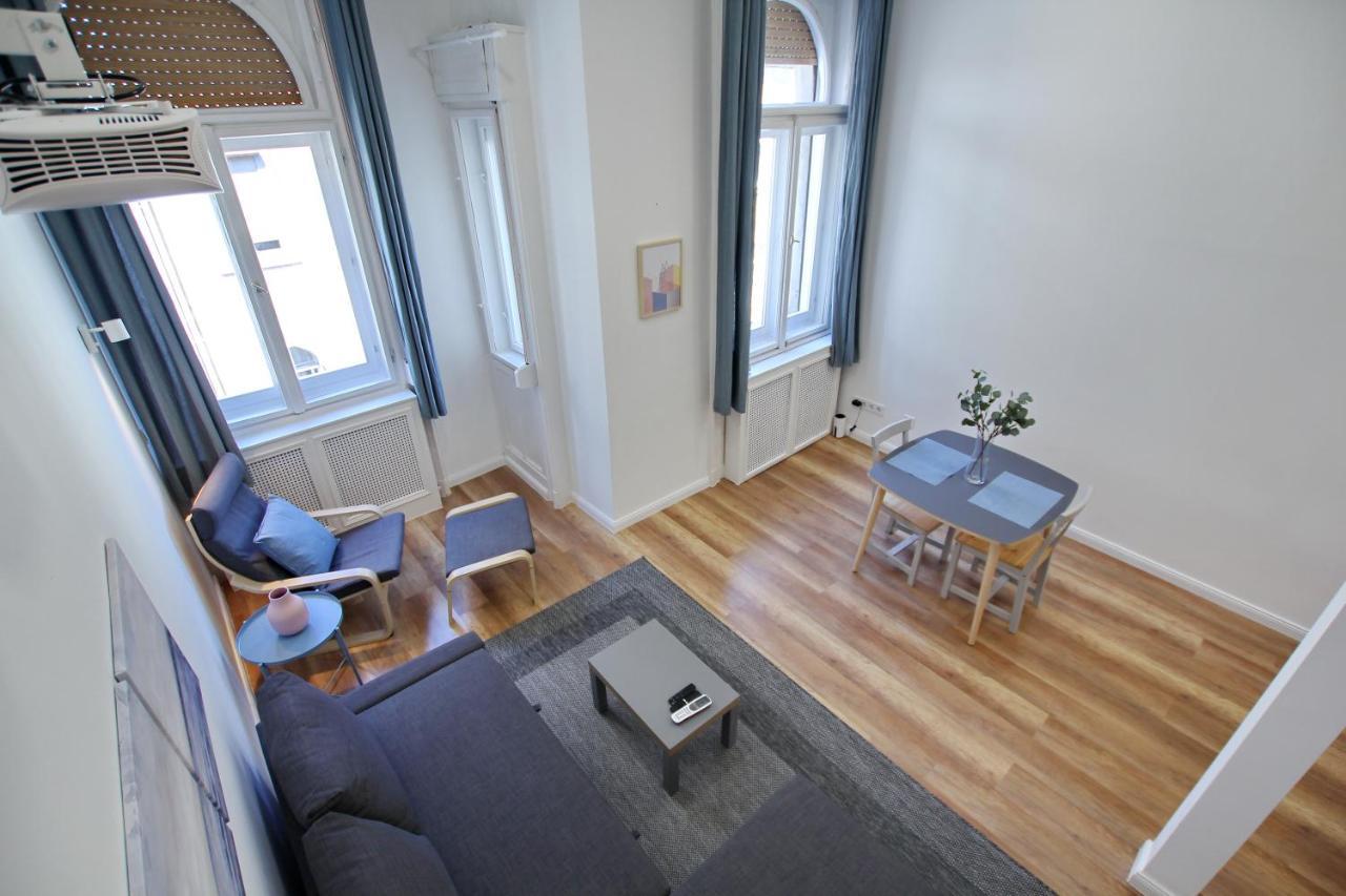 Pau Stylish Studios In The Heart Of בודפשט מראה חיצוני תמונה