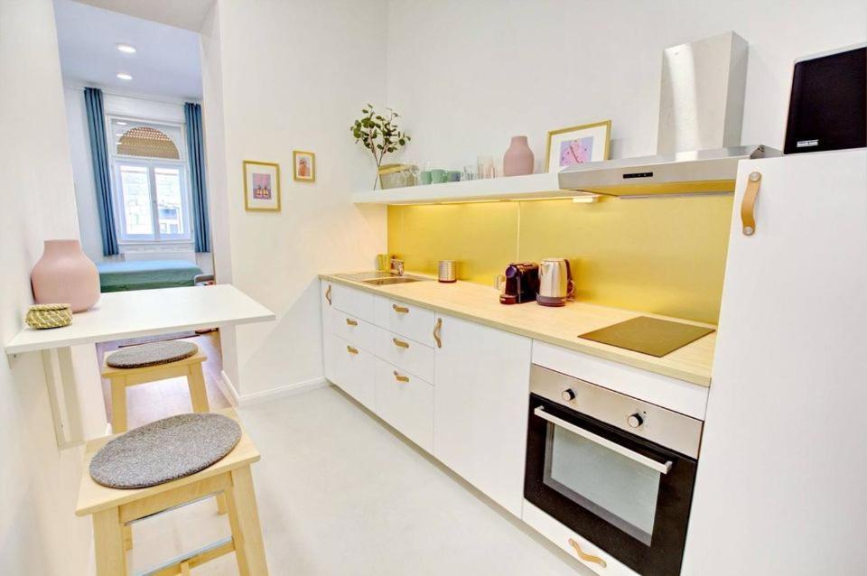 Pau Stylish Studios In The Heart Of בודפשט מראה חיצוני תמונה
